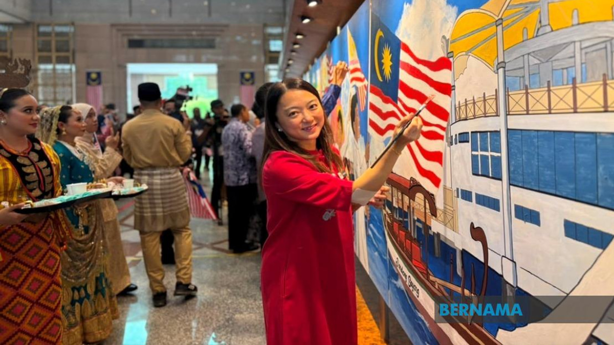 Over 62,000 National Flags Distributed Across Federal Territories Ahead of National Day