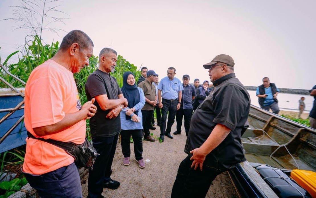 Melaka Government Orders Urgent Action to Tackle Fishing Community Challenges in Tanjung Bidara