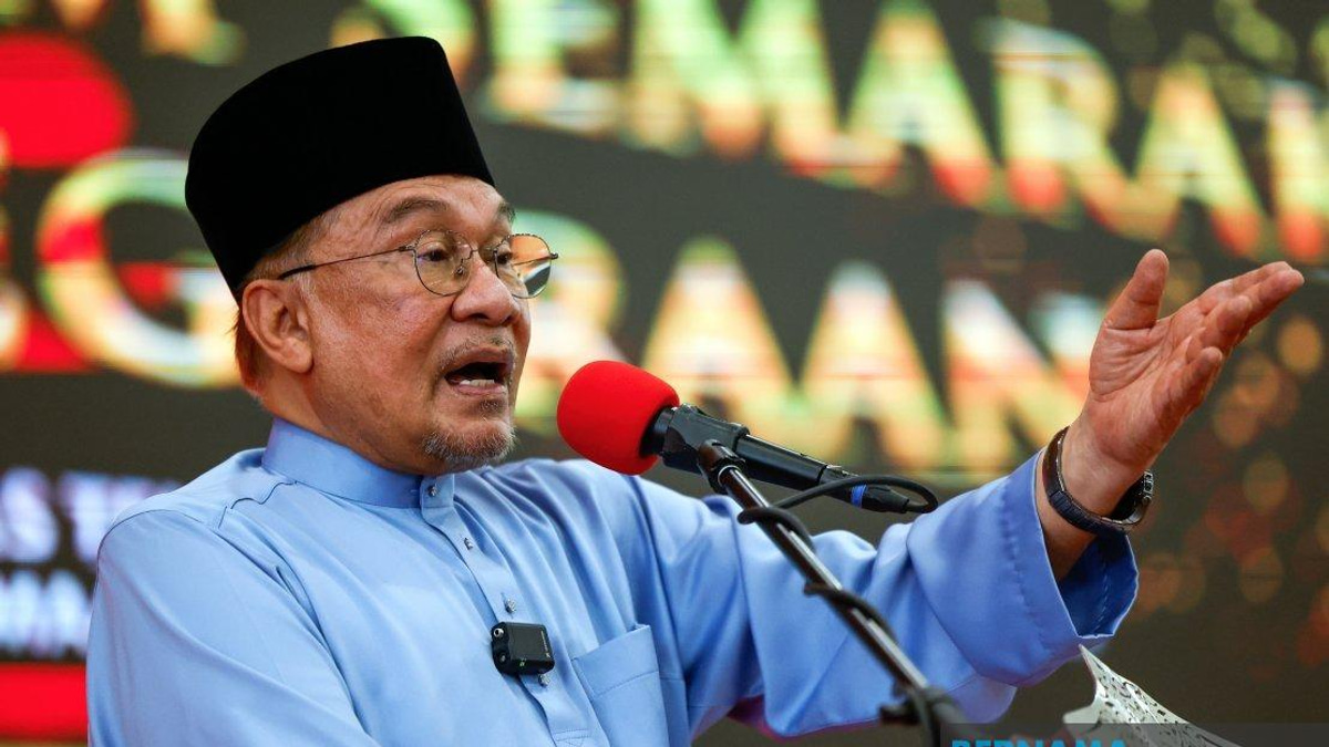 Anwar Ramps Up Negeri Sembilan Campaign in Final Push Before Election Day