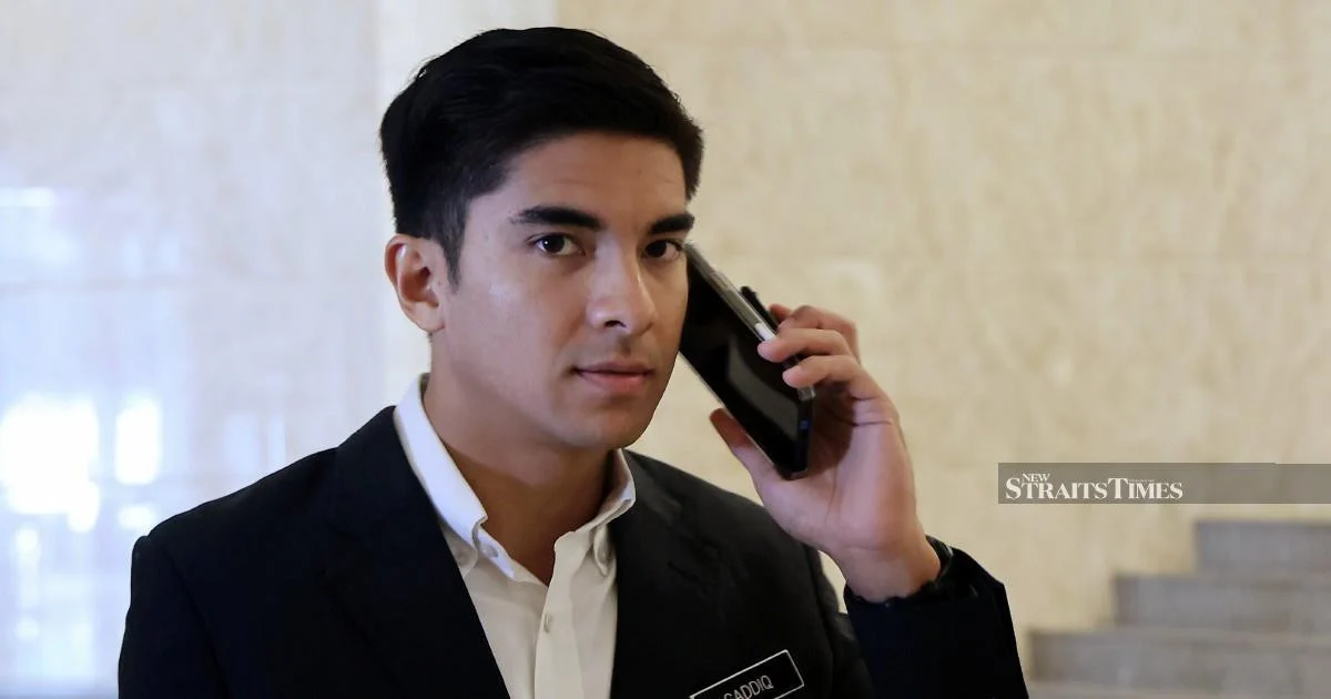 Tunku Ismail Takes Aim at Social Media-Obsessed Politicians, Criticism Points to Syed Saddiq