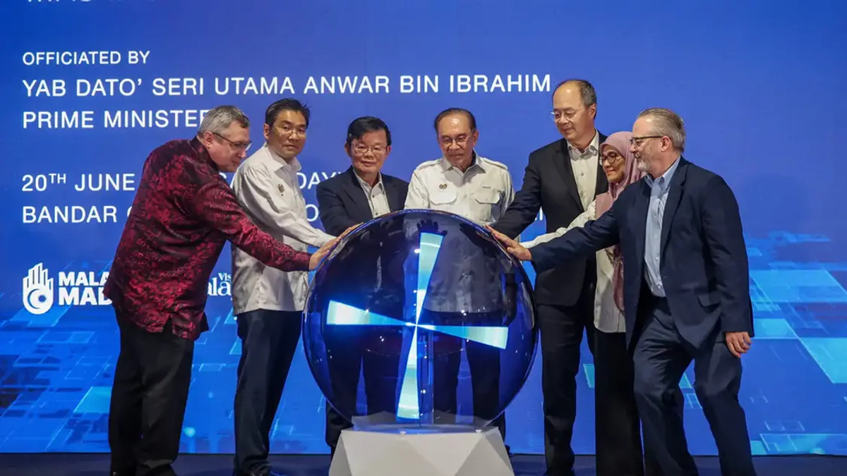 Anwar Appoints Adviser to Deepen Semiconductor Industry-University Ties