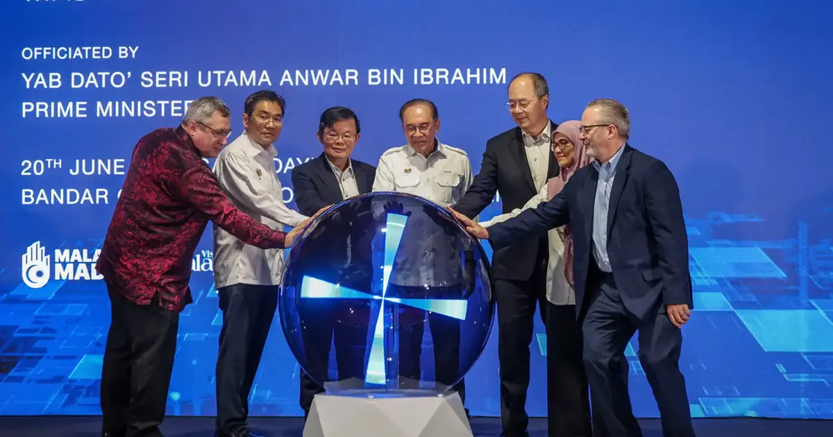 Anwar Appoints Adviser to Deepen Semiconductor Industry-University Ties