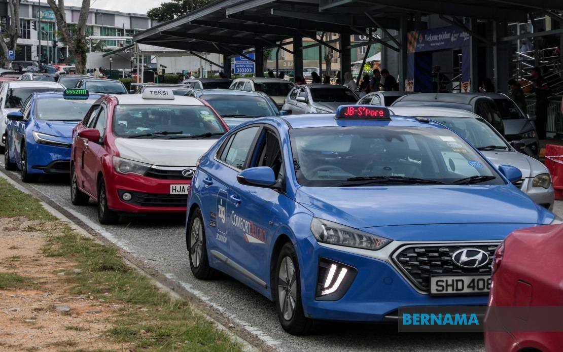 APAD Permits Taxi Drivers to License Non-Proton S70 Vehicles Under MADANI Programme