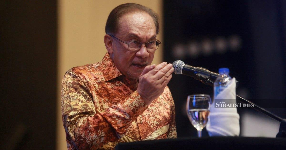 Anwar Directs Probe into Khazanah Subsidiary Over Governance and Financial Concerns