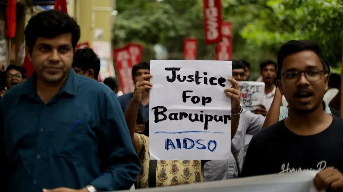 Indian Police Arrest 35 as Vigilante Violence Erupts Over Child's Murder in West Bengal