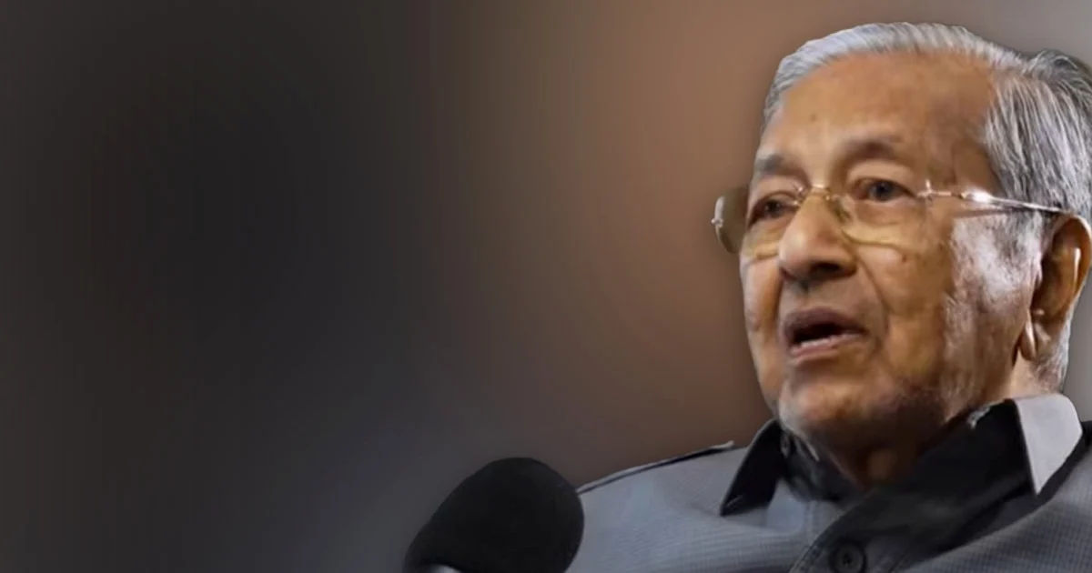 Centenarian Tun Mahathir Offers Wisdom on Health: Moderation in Diet is Key to Longevity