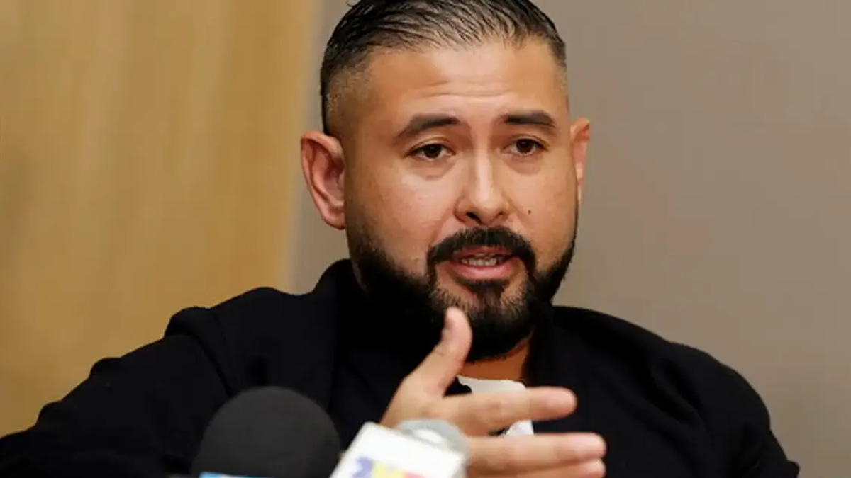 Johor Regent Maintains Close Watch Over State Government, Calls Officials at Odd Hours