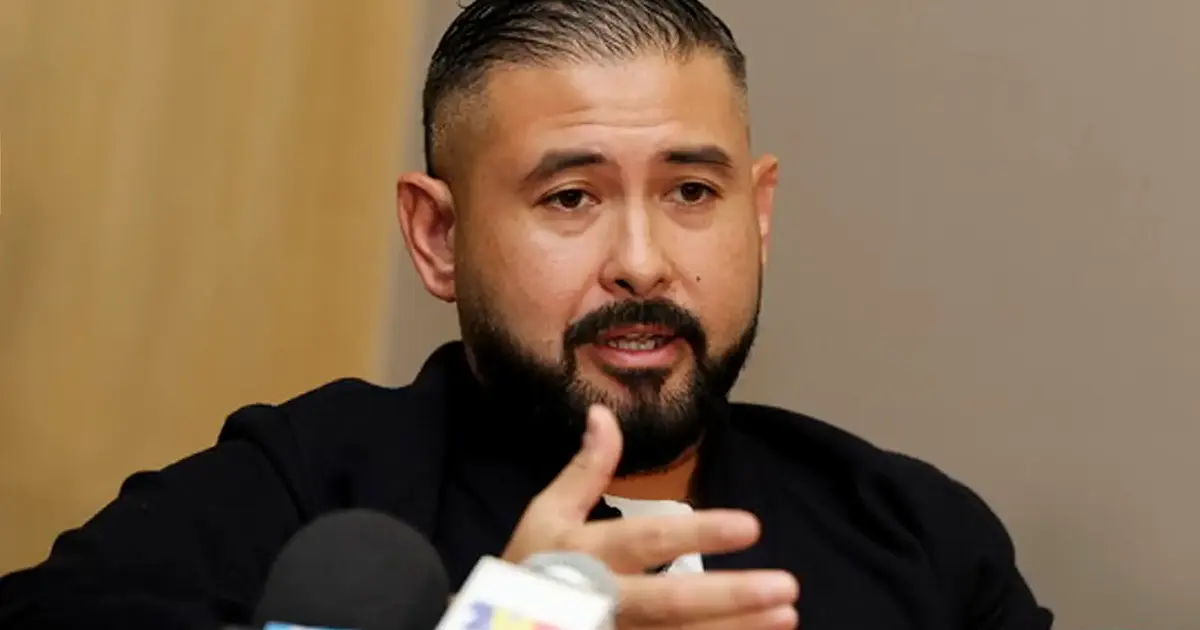 Johor Regent Maintains Close Watch Over State Government, Calls Officials at Odd Hours