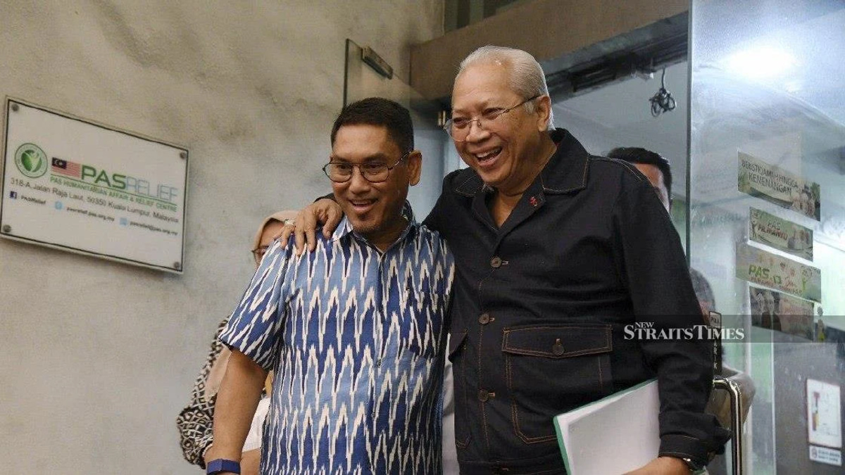 PN Johor Seat Negotiations Nearly Halfway Complete, Says Annuar Musa