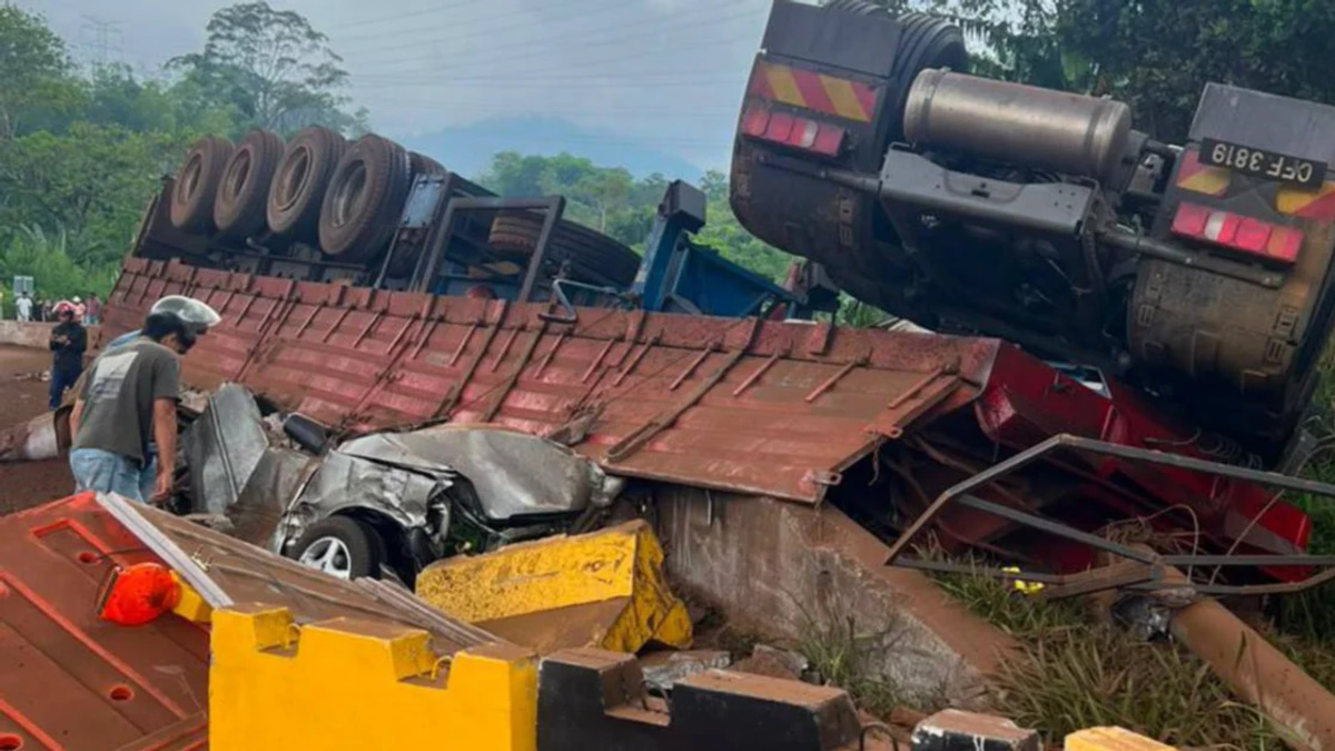 Bentong Trailer Driver Released on Bail Following Fatal Karak Expressway Collision That Killed Four