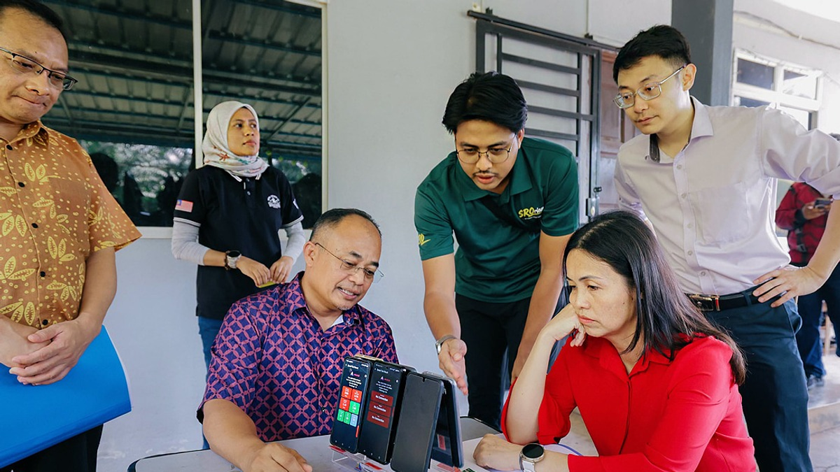 New Telecom Tower to Resolve Internet Connectivity Crisis in Tangkak Village