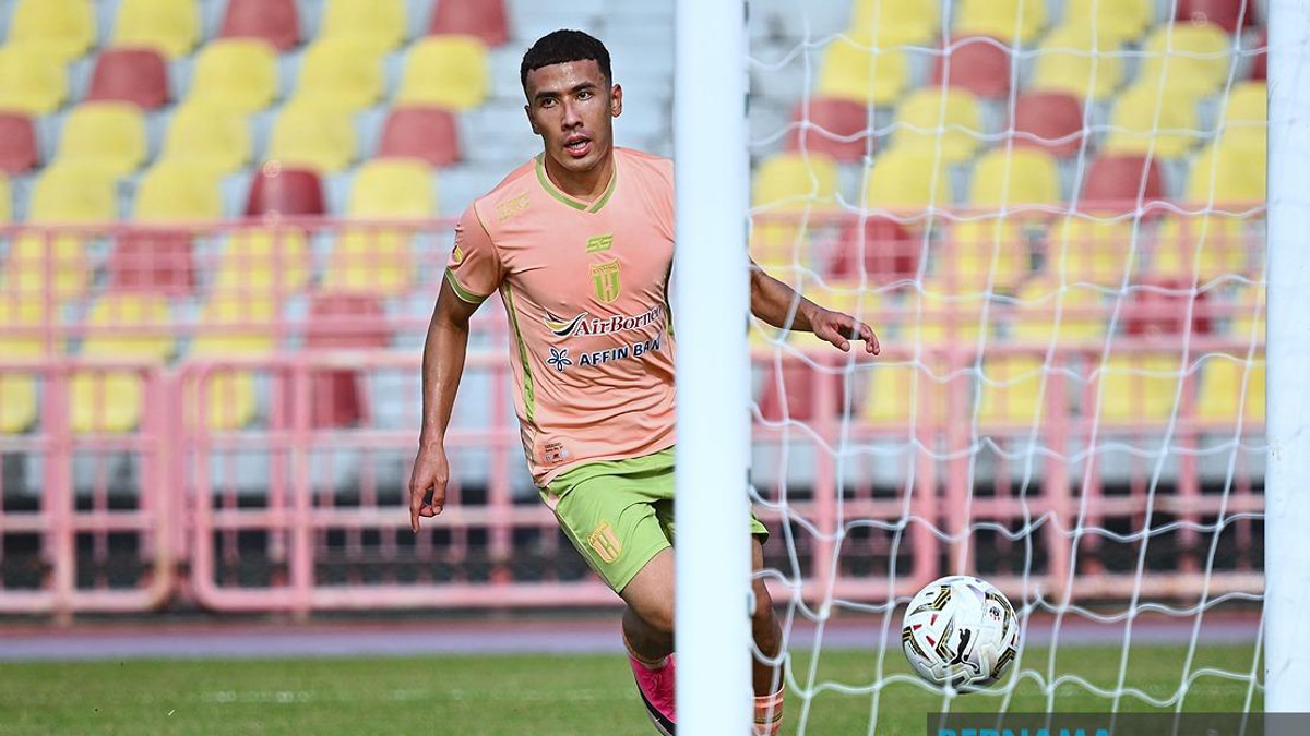 Kuching City's Dominant Five-Goal Haul Propels Them to Super League Second Spot