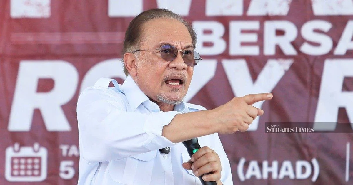 Anwar to Meet Felda Leadership Over Ongoing Settler Grievances