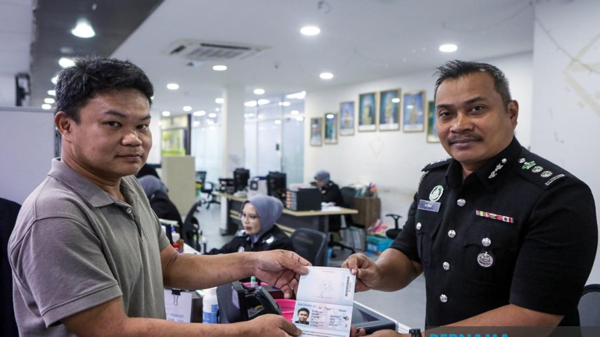 Perlis Begins Rolling Out New Malaysian International Passport with Enhanced Security