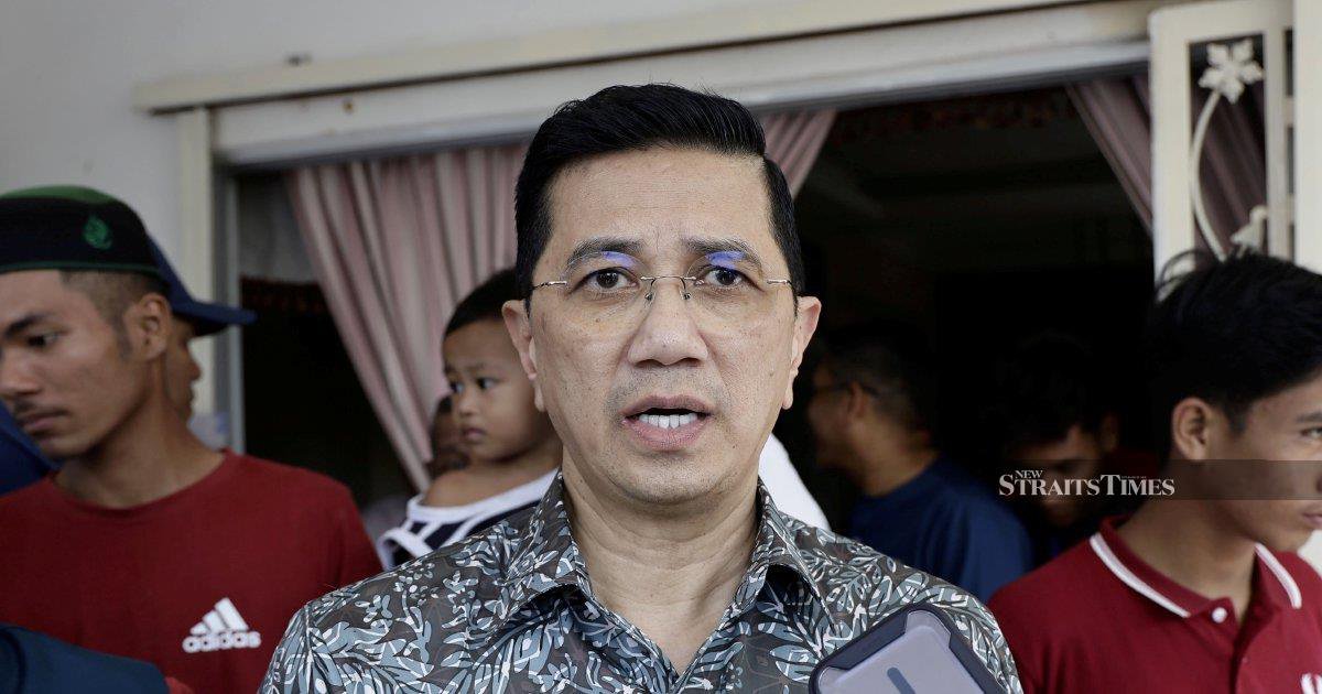 Anwar dismisses Azmin's refusal to rejoin PKR, questioning legitimacy of political split