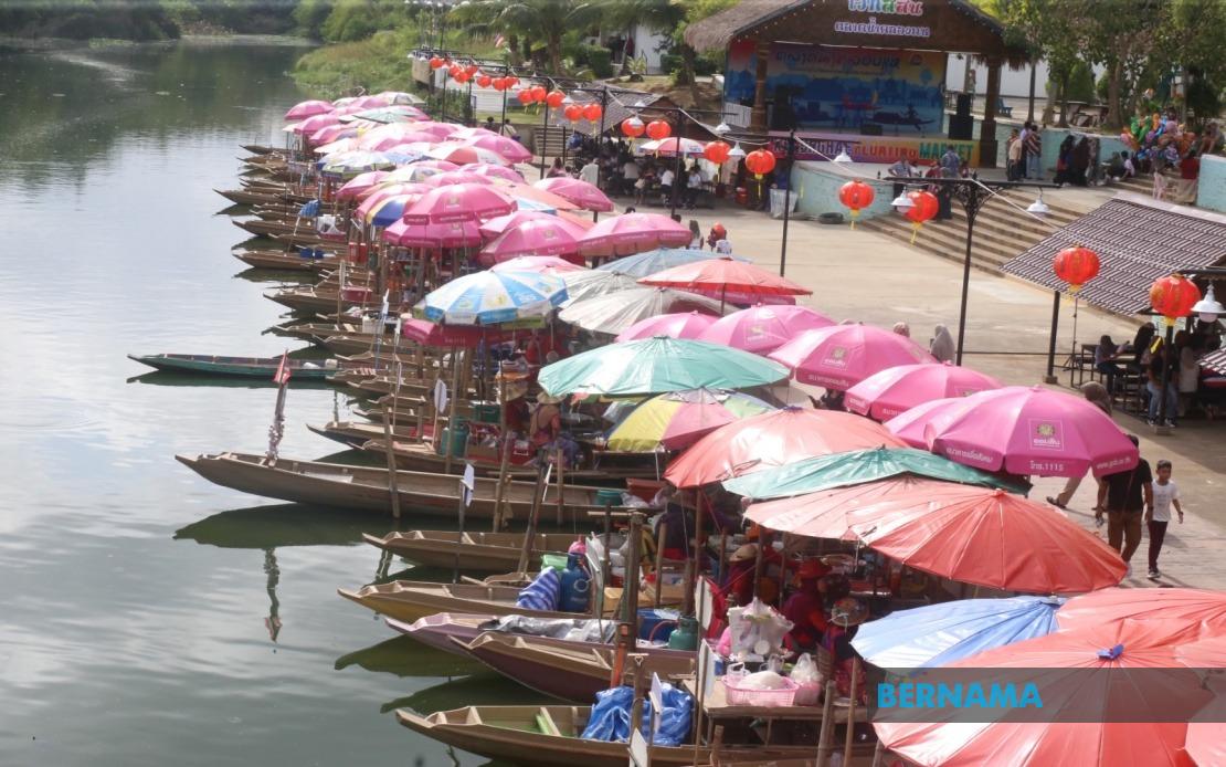 Southeast Asia's Economic Push: From Rail Deals to Trade Pacts, the Region Charts Growth Course