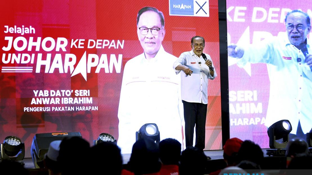 Anwar Pledges Zero Tolerance for Corruption, Warns Against Cronies