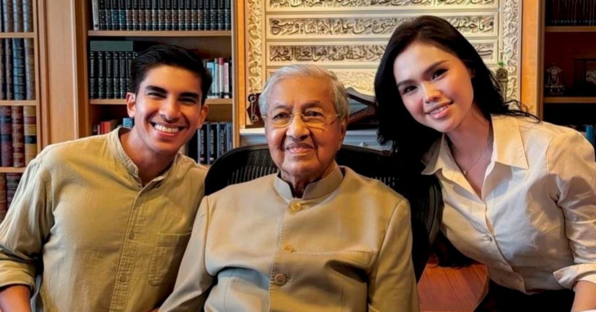 Tun M offers marriage wisdom to Bella Astillah and Syed Saddiq