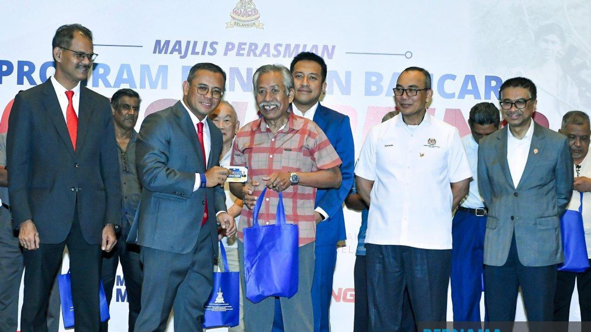 Selangor Distributes RM200 Shopping Vouchers to 8,391 Non-Pensioned Military and Police Veterans