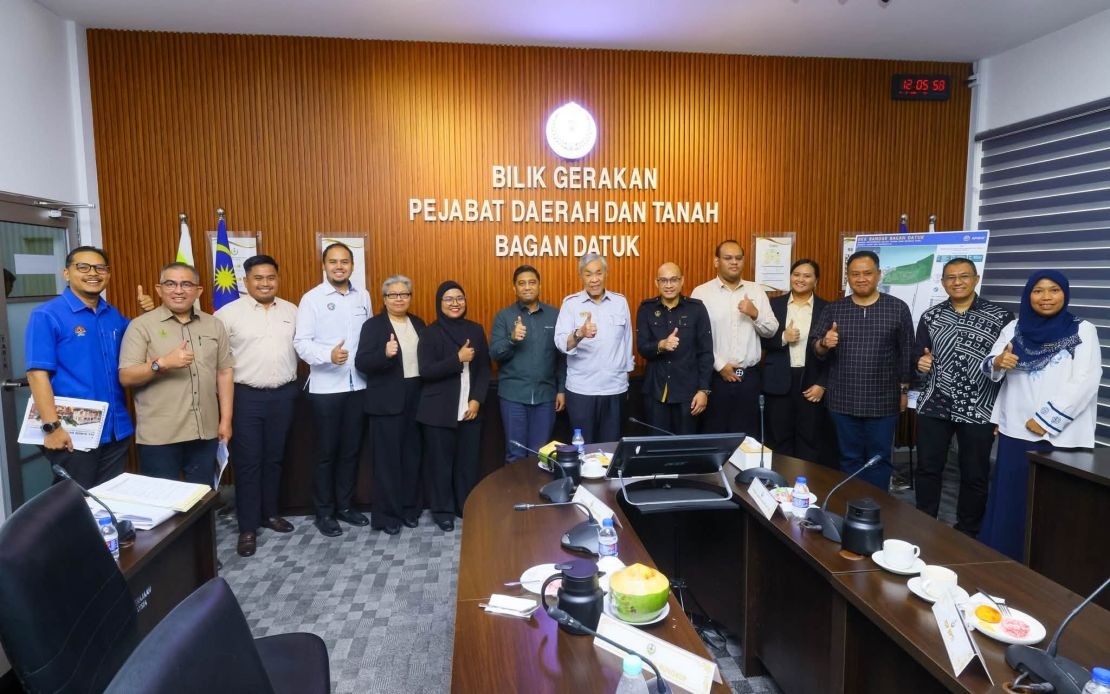 Zahid Eyes Bagan Datuk as Modern Administrative Hub with Enhanced Infrastructure