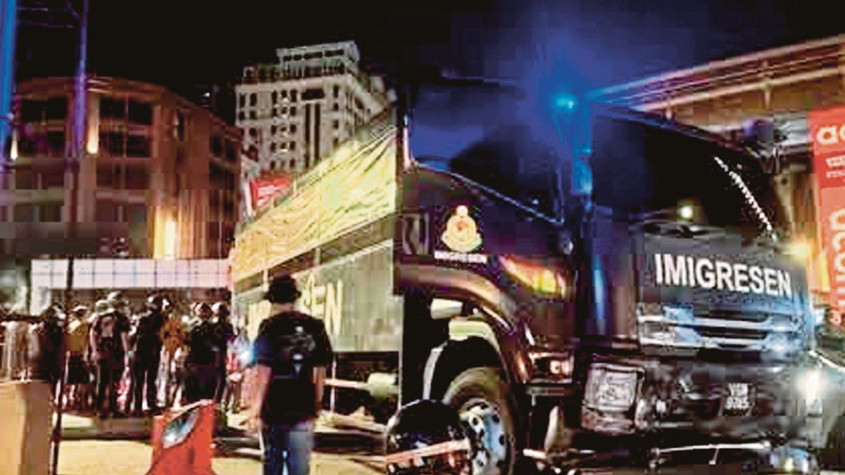 Two Drivers Remanded Following Fatal Immigration Lorry Crash That Claimed Three Lives
