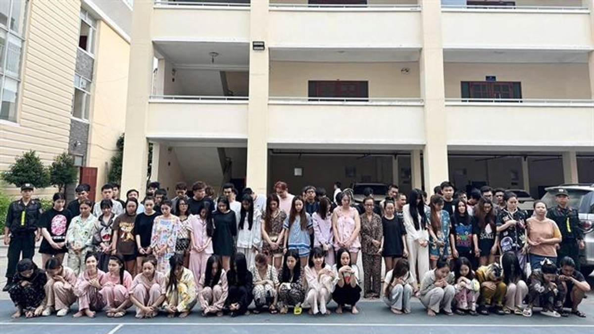 Vietnam Arrests 65 in Major Drug-Laced E-Cigarette Trafficking Network