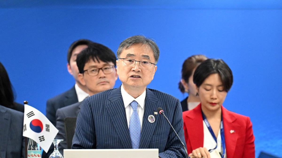South Korea's Divided Approach to North Korea Threatens Engagement Strategy