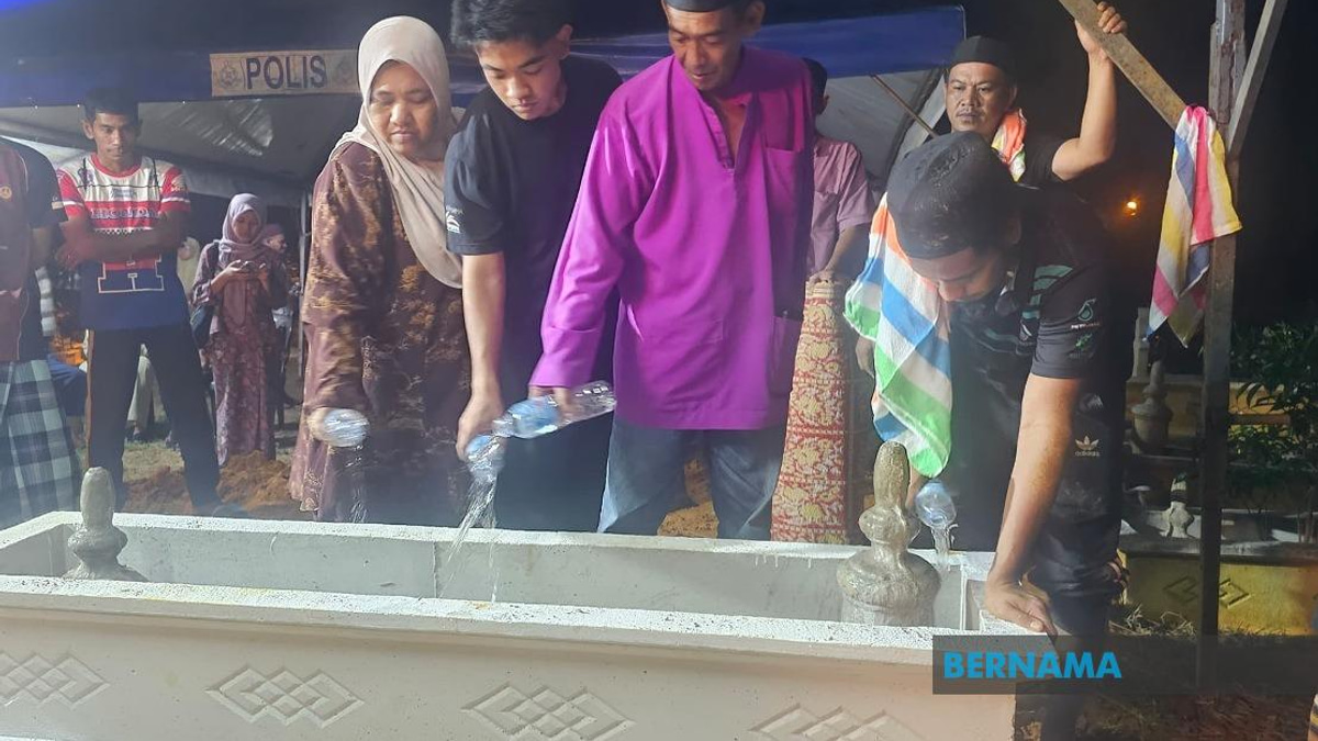Young Constable Muhammad Raimi Laid to Rest After Tragic Electric Shock in Sabah