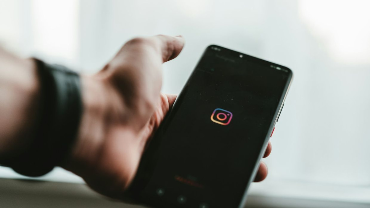 India Orders Meta to Eliminate Child Abuse Content from Instagram and Facebook Platforms