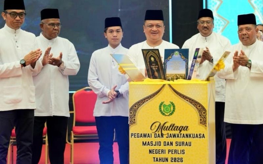 Perlis Raja Muda Calls for Professional, Transparent Management of Mosques and Suraus