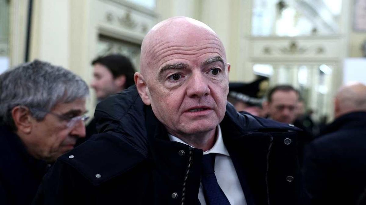 FIFA Chief Faces IOC Complaint Over Political Neutrality Breach in Trump World Cup Affair