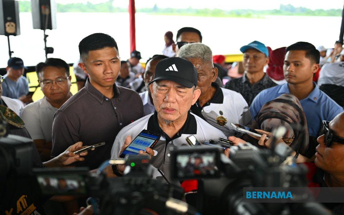 Malaysia's Energy Supply Remains Stable Amid Hormuz Tensions, Says DPM Fadillah