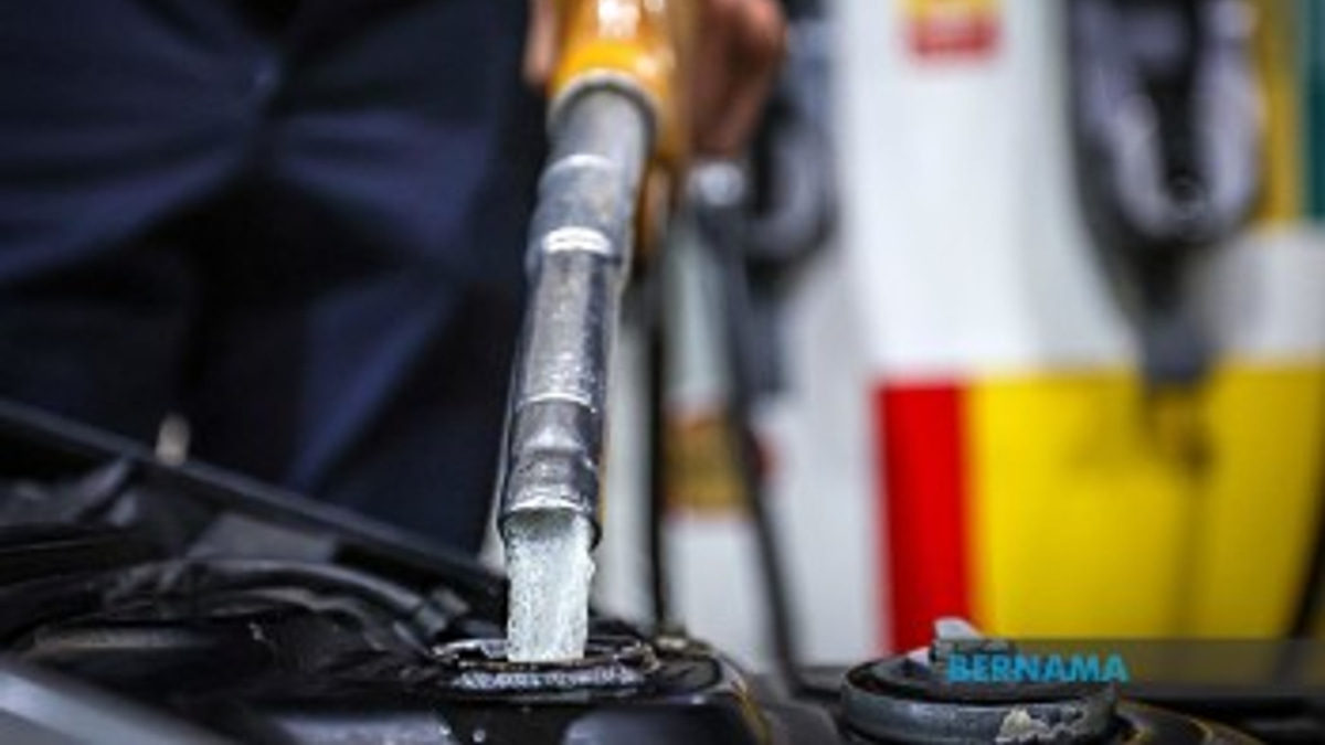 Malaysia Braces For RM3.5 Billion Monthly Fuel Subsidy Bill As Oil Prices Hold Steady