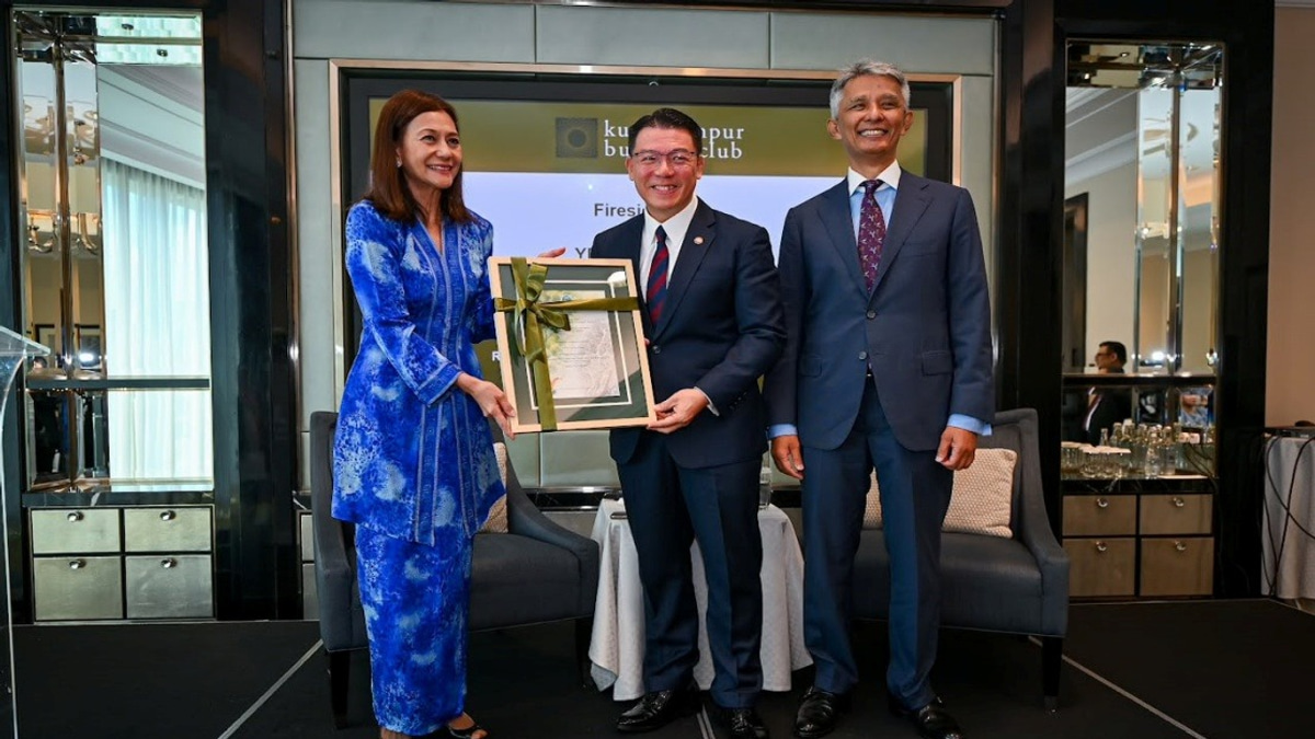 Policy Stability Essential for Malaysia's Long-Term Economic Gains, Says Nga