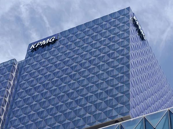 KPMG Australia leadership exodus deepens as chairman and senior partners step down over audit misconduct