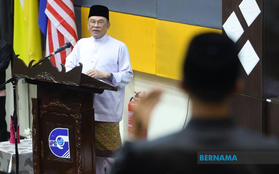 Malaysia Must Cultivate Teachers Who Master Technology Yet Uphold Human Values, Says PM Anwar