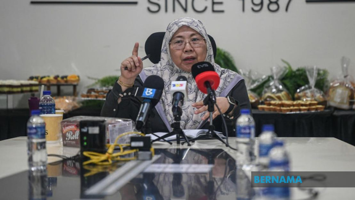 PKR Defections Driven by Unfulfilled Ambitions, Says Fuziah
