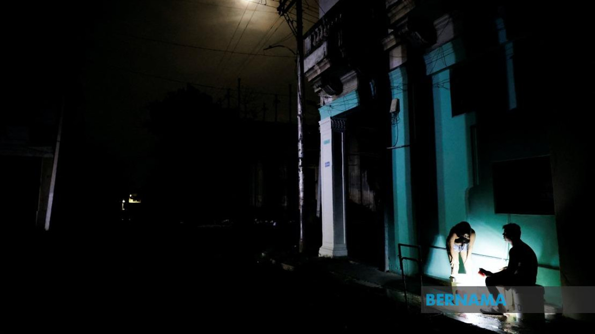 Cuba Grapples with Latest Nationwide Blackout as Energy Crisis Deepens