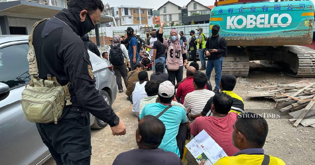 Malaysia arrests 528 foreign workers in major construction site immigration sweep