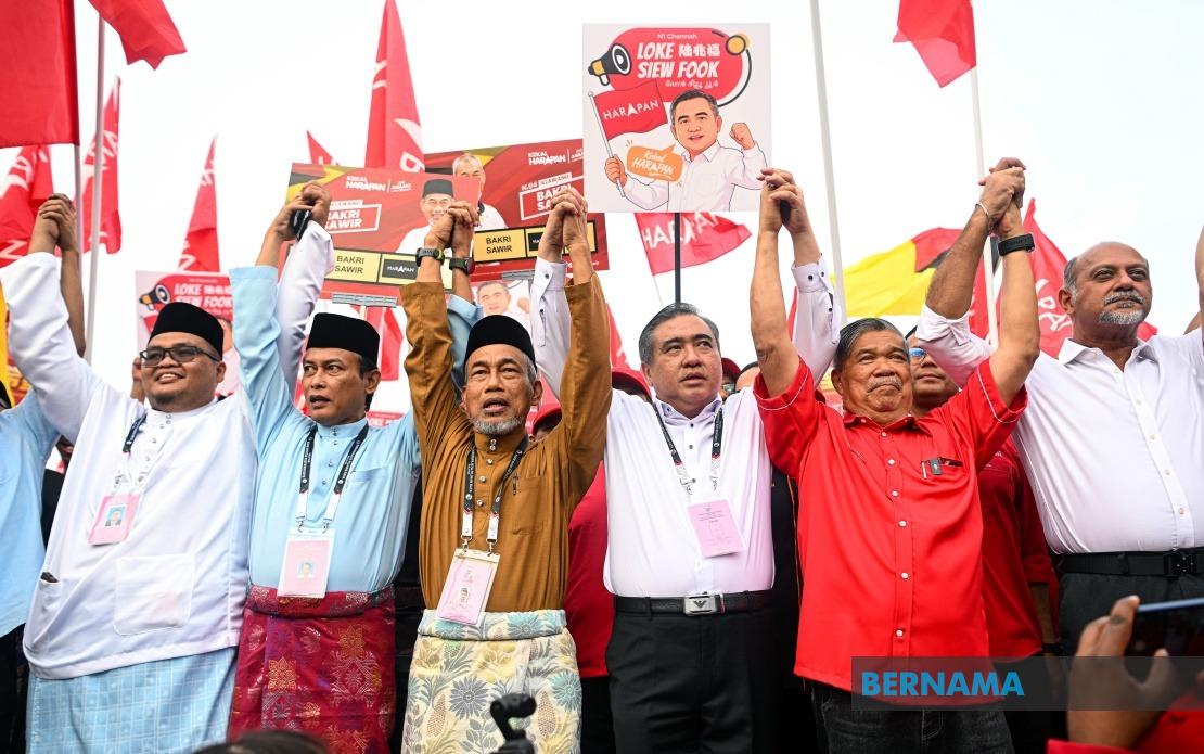 Anthony Loke Set For Chennah Showdown Against BN's Siow Kong Choon