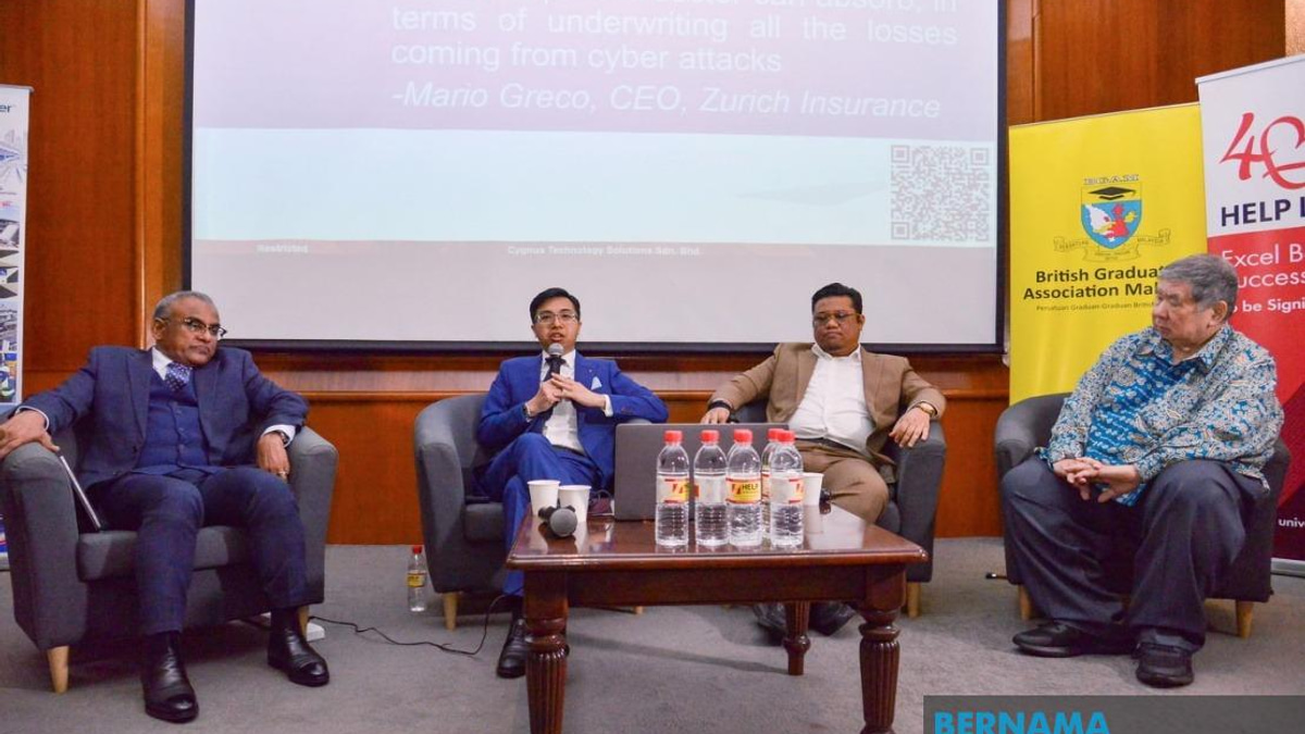 Malaysia's Scam Crisis Deepens: AI-Powered Syndicates Drive RM2.97 Billion in Losses