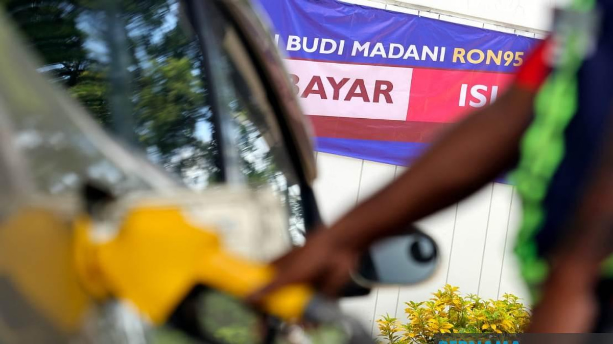Malaysia to Sustain People's Aid Programme Despite RM40 Billion Petroleum Subsidy Burden