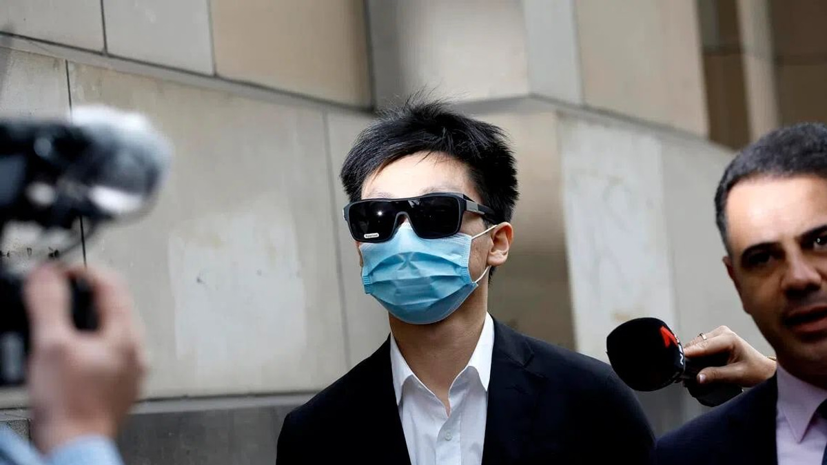 Singaporean trainee doctor in Melbourne admits to secretly filming over 500 colleagues in hospital toilets