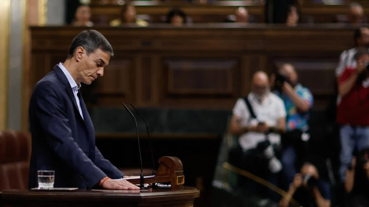 Sanchez Rejects Corruption Claims as Ex-Aide Jailed in Spain Political Crisis