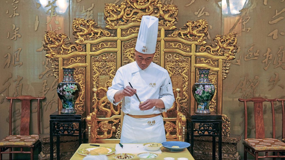 The Living Legacy of China's Imperial Cuisine: From Palace Tables to Modern Restaurants