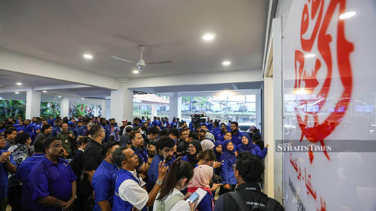 Energy builds as Barisan Nasional readies Johor election slate