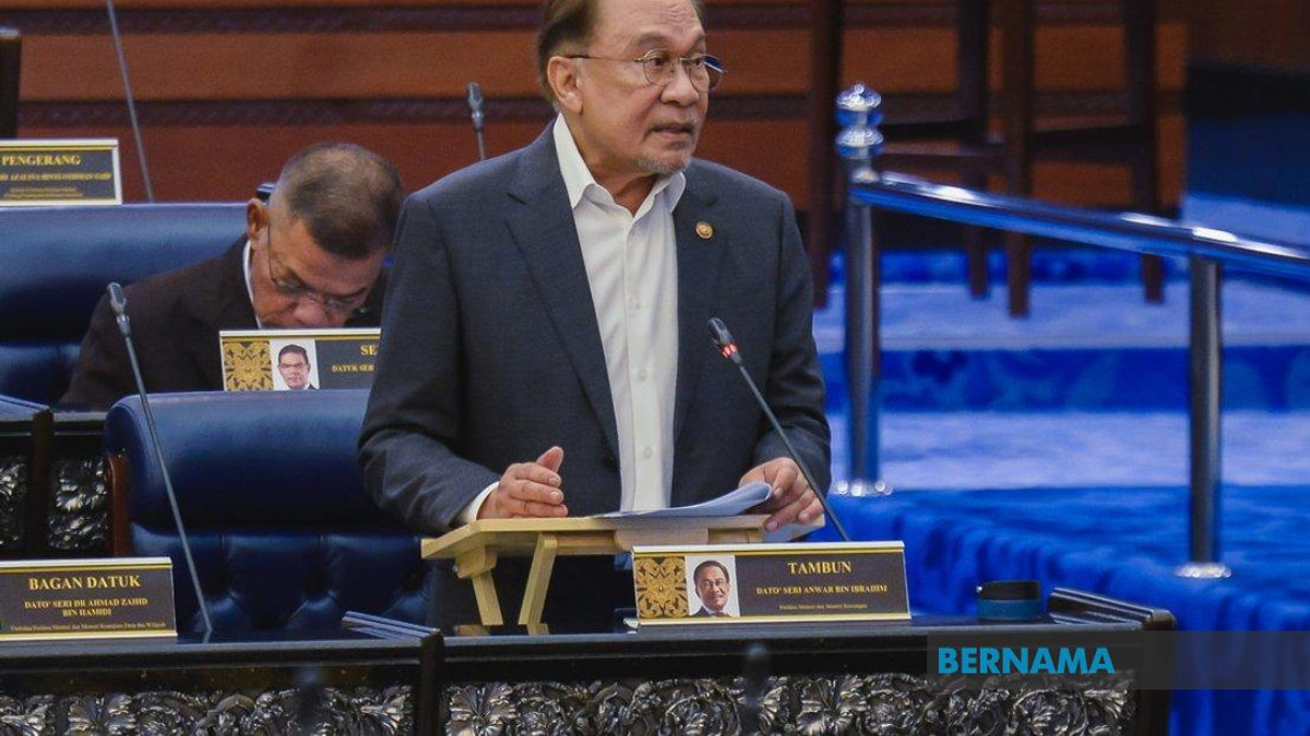 Federal Government Won't Auto-Approve Extra Funds for State Projects, Says PM Anwar