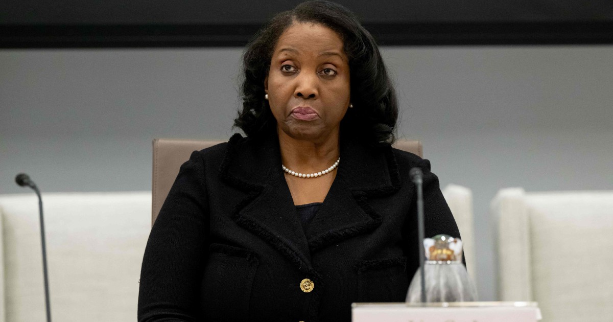 Trump Pursues Removal of Federal Reserve Governor Lisa Cook Following Supreme Court Setback