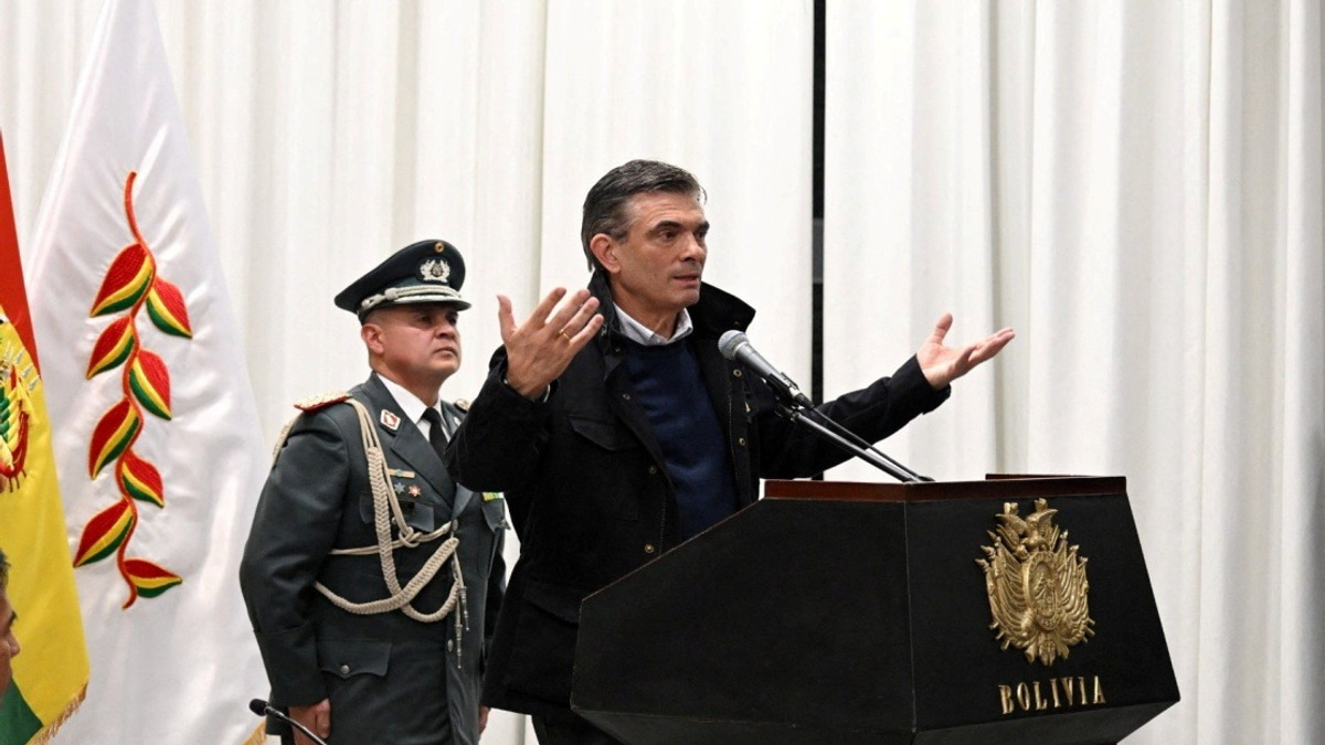 Bolivia's Paz Declares Emergency as Blockades Cripple Nation