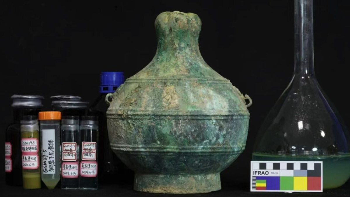 2,300-year-old wine vessel found near Great Wall reveals secrets of ancient Qin brewing